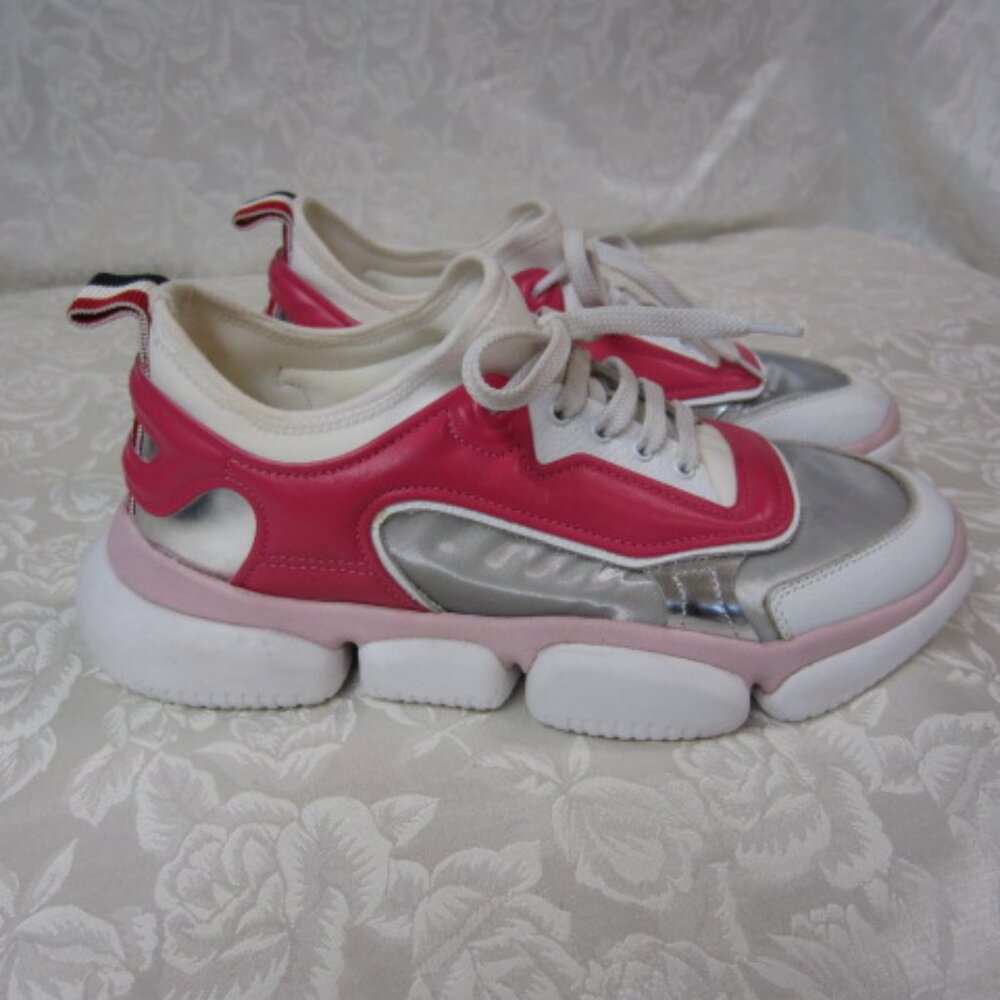 Moncler Briseis Pink Sneakers - Picture 2 of 13
